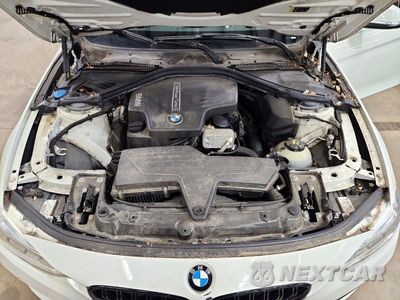 Zdjęcie 11 z 12 samochodu: 2018 BMW 320 XI VIN:WBA8A3C55JA487147 - miniatura
