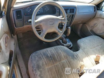 Zdjęcie 8 z 12 samochodu: 2003 TOYOTA TACOMA BASE VIN:5TENL42N23Z211881 - miniatura
