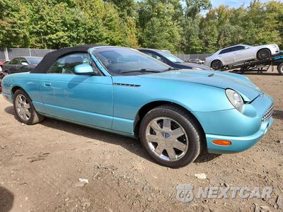 Czwarte zdjęcie samochodu z boku: 2002 FORD THUNDERBIRD VIN:1FAHP60A22Y123822 - miniatura