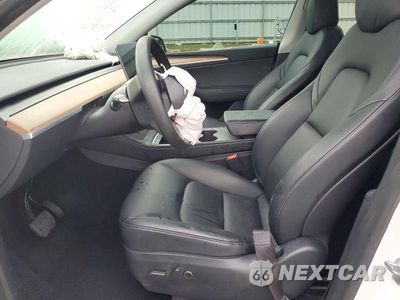 Zdjęcie 7 z 12 samochodu: 2025 TESLA MODEL Y VIN:7SAYGDEE1SA337081 - miniatura