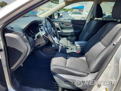 Zdjęcie 7 z 12 samochodu: 2019 NISSAN ROGUE SV VIN:KNMAT2MV7KP507484 - miniatura