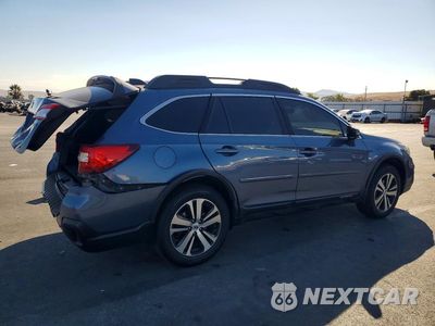 Trzecie zdjęcie samochodu z tyłu: 2018 SUBARU OUTBACK 2.5I LIMITED VIN:4S4BSANCXJ3286866 - miniatura