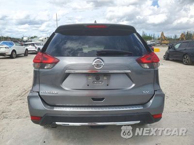 Zdjęcie 6 z 13 samochodu: 2017 NISSAN ROGUE SV VIN:5N1AT2MT6HC865914 - miniatura