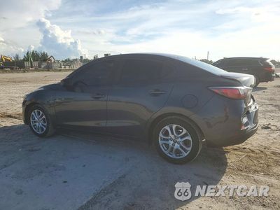 Drugie zdjęcie samochodu z przodu: 2017 TOYOTA YARIS IA BASE VIN:3MYDLBYV2HY177141 - miniatura