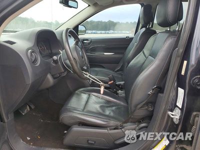 Zdjęcie 7 z 13 samochodu: 2014 JEEP COMPASS LATITUDE VIN:1C4NJCEA3ED674813 - miniatura