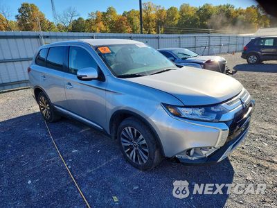 Czwarte zdjęcie samochodu z boku: 2019 MITSUBISHI OUTLANDER SE VIN:JA4AZ3A39KJ002034 - miniatura