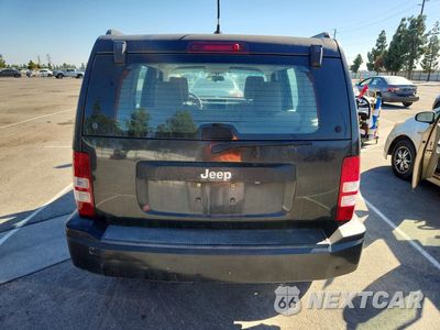 Zdjęcie 6 z 13 samochodu: 2009 JEEP LIBERTY SPORT VIN:1J8GP28K59W532407 - miniatura