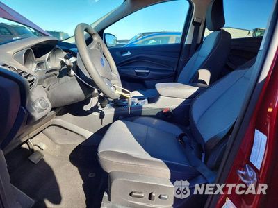 Zdjęcie 7 z 12 samochodu: 2018 FORD ESCAPE SE VIN:1FMCU9GD8JUB36316 - miniatura