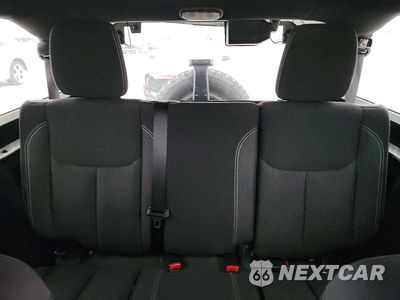 Zdjęcie 10 z 13 samochodu: 2016 JEEP WRANGLER UNLIMITED RUBICON VIN:1C4BJWFG2GL229169 - miniatura