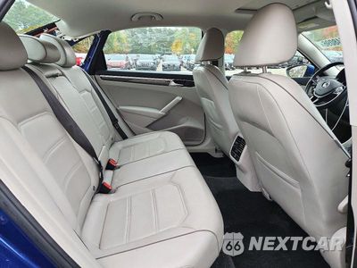 Zdjęcie 10 z 13 samochodu: 2016 VOLKSWAGEN PASSAT SE VIN:1VWBT7A39GC035031 - miniatura