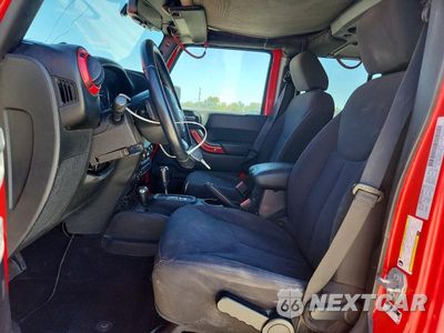 Zdjęcie 7 z 13 samochodu: 2015 JEEP WRANGLER UNLIMITED SPORT VIN:1C4BJWDG4FL523528 - miniatura