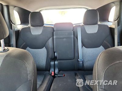 Zdjęcie 10 z 13 samochodu: 2016 JEEP CHEROKEE SPORT VIN:1C4PJLAB0GW177233 - miniatura