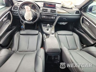 Zdjęcie 8 z 12 samochodu: 2018 BMW 330 XI VIN:WBA8D9G53JNU69565 - miniatura