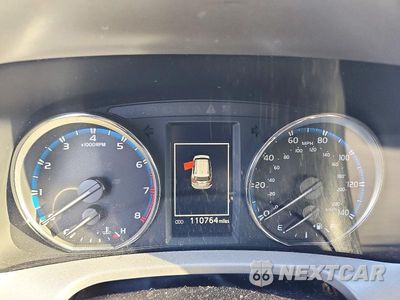 Zdjęcie 9 z 12 samochodu: 2018 TOYOTA RAV4 LIMITED VIN:2T3YFREV6JW450503 - miniatura