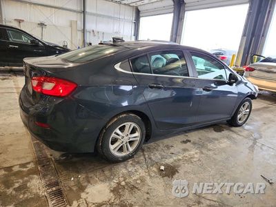Trzecie zdjęcie samochodu z tyłu: 2018 CHEVROLET CRUZE LT VIN:1G1BE5SM4J7228544 - miniatura