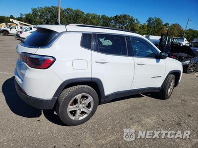 Trzecie zdjęcie samochodu z tyłu: 2023 JEEP COMPASS LATITUDE VIN:3C4NJDBN8PT562034 - miniatura