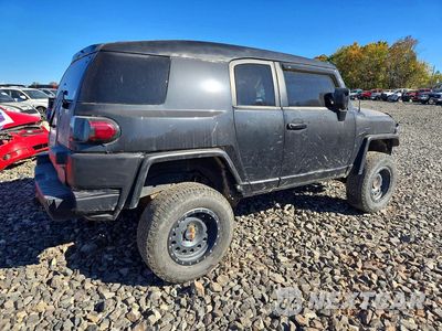 Trzecie zdjęcie samochodu z tyłu: 2008 TOYOTA FJ CRUISER BASE VIN:JTEBU11FX8K016479 - miniatura