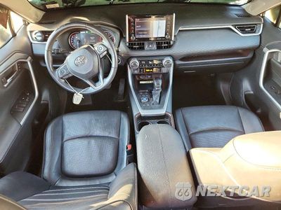 Zdjęcie 8 z 13 samochodu: 2019 TOYOTA RAV4 LIMITED VIN:JTMN1RFV4KD521325 - miniatura