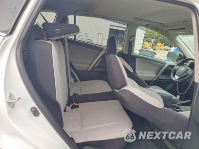 Zdjęcie 10 z 12 samochodu: 2018 TOYOTA RAV4 VIN:2T3RFREV5JW753020 - miniatura