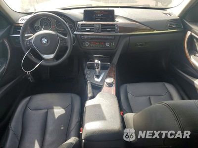 Zdjęcie 8 z 12 samochodu: 2015 BMW 328 XI VIN:WBA3B3G56FNT68654 - miniatura