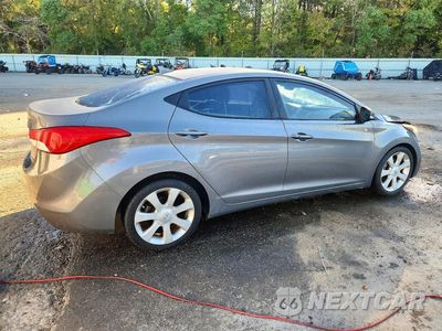Trzecie zdjęcie samochodu z tyłu: 2012 HYUNDAI ELANTRA LIMITED VIN:5NPDH4AE2CH137640 - miniatura