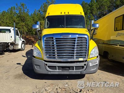 Piąte zdjęcie samochodu w środku: 2017 FREIGHTLINER CASCADIA 125 VIN:3AKJGLDR9HSJJ2104 - miniatura