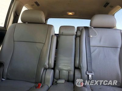 Zdjęcie 10 z 14 samochodu: 2010 TOYOTA HIGHLANDER LIMITED VIN:5TDDK3EH7AS027111 - miniatura
