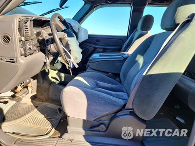 Zdjęcie 7 z 13 samochodu: 2004 CHEVROLET SILVERADO K1500 VIN:1GCEK19V44Z115111 - miniatura