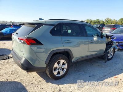 Trzecie zdjęcie samochodu z tyłu: 2021 TOYOTA RAV4 XLE VIN:2T3W1RFV4MW119427 - miniatura