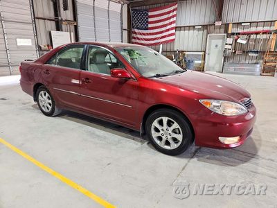 Czwarte zdjęcie samochodu z boku: 2006 TOYOTA CAMRY XLE VIN:JTDBE32K863049612 - miniatura