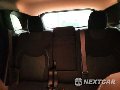 Zdjęcie 10 z 14 samochodu: 2016 JEEP CHEROKEE LATITUDE VIN:1C4PJMCS7GW194145 - miniatura