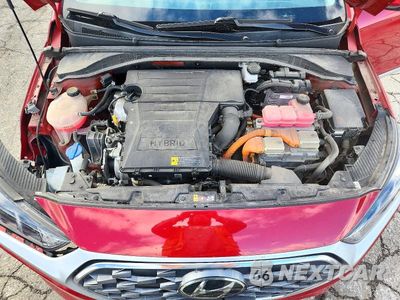 Zdjęcie 11 z 13 samochodu: 2021 HYUNDAI IONIQ LIMITED VIN:KMHC05LC2MU255162 - miniatura