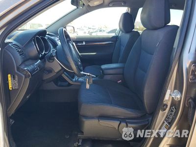 Zdjęcie 7 z 13 samochodu: 2011 KIA SORENTO LX VIN:5XYKT3A15BG171803 - miniatura