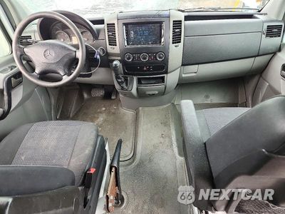 Zdjęcie 8 z 13 samochodu: 2012 MERCEDES-BENZ SPRINTER 2500 VIN:WDZPE7CC0C5686997 - miniatura