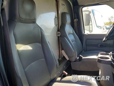 Zdjęcie 11 z 13 samochodu: 2016 FORD ECONOLINE E350 SUPER DUTY CUTAWAY VAN VIN:1FDWE3FL3GDC40625 - miniatura