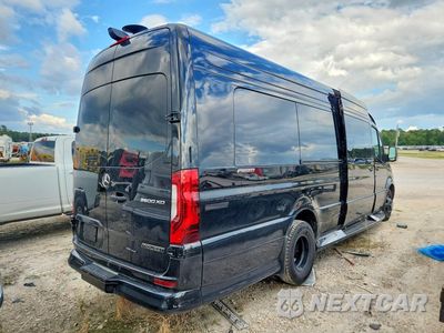 Trzecie zdjęcie samochodu z tyłu: 2026 MERCEDES-BENZ SPRINTER 3500 VIN:W1X8ND3Y0RP681729 - miniatura