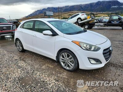 Czwarte zdjęcie samochodu z boku: 2016 HYUNDAI ELANTRA GT BASE VIN:KMHD35LH3GU258311 - miniatura