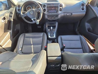 Zdjęcie 8 z 13 samochodu: 2015 VOLKSWAGEN TIGUAN S VIN:WVGBV7AX2FW587642 - miniatura