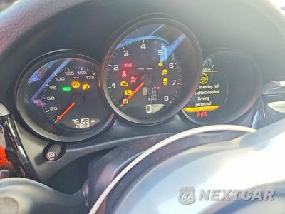 Zdjęcie 9 z 14 samochodu: 2020 PORSCHE MACAN VIN:WP1AA2A51LLB04358 - miniatura
