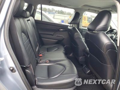 Zdjęcie 11 z 13 samochodu: 2021 TOYOTA HIGHLANDER XLE VIN:5TDGZRAH6MS089301 - miniatura