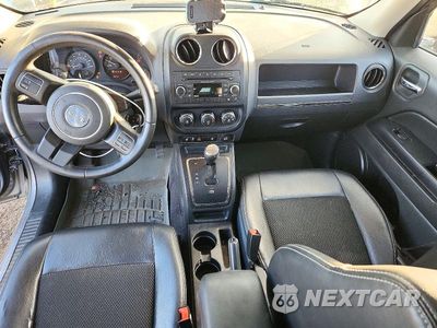 Zdjęcie 8 z 12 samochodu: 2017 JEEP PATRIOT SPORT VIN:1C4NJRBB4HD208151 - miniatura