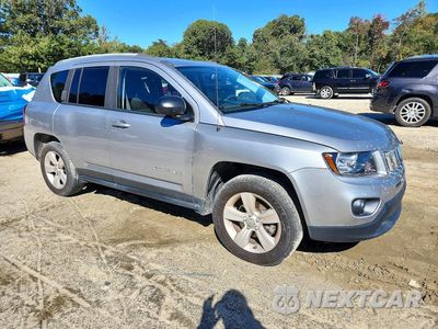 Czwarte zdjęcie samochodu z boku: 2016 JEEP COMPASS SPORT VIN:1C4NJDBB9GD780527 - miniatura