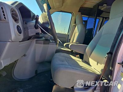 Zdjęcie 7 z 14 samochodu: 2013 FORD ECONOLINE E250 VAN VIN:1FTNE2EW8DDB22927 - miniatura
