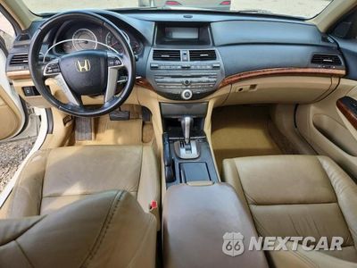 Zdjęcie 8 z 12 samochodu: 2012 HONDA ACCORD EXL VIN:1HGCP3F88CA024697 - miniatura