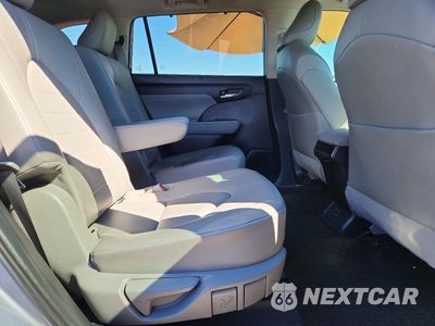Zdjęcie 11 z 13 samochodu: 2024 TOYOTA HIGHLANDER XLE VIN:5TDKDRAH8RS050774 - miniatura