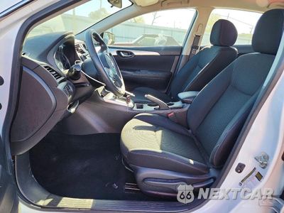 Zdjęcie 7 z 12 samochodu: 2019 NISSAN SENTRA S VIN:3N1AB7AP2KY203759 - miniatura