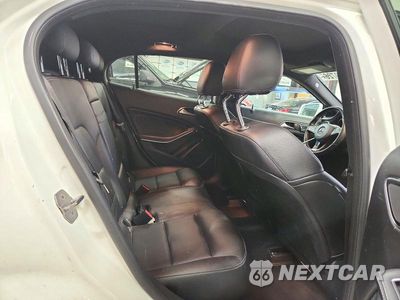 Zdjęcie 11 z 13 samochodu: 2018 MERCEDES-BENZ GLA 250 4MATIC VIN:WDCTG4GB8JJ528558 - miniatura