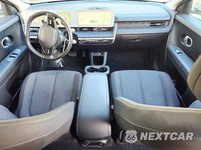 Zdjęcie 8 z 13 samochodu: 2022 HYUNDAI IONIQ 5 SE VIN:KM8KM4AE8NU068170 - miniatura