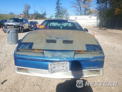 Piąte zdjęcie samochodu w środku: 1989 PONTIAC FIREBIRD TRANS AM VIN:1G2FW21F1KL256807 - miniatura