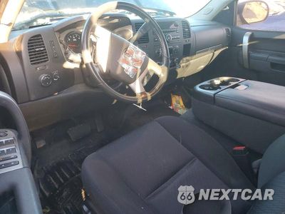 Zdjęcie 8 z 12 samochodu: 2013 CHEVROLET SILVERADO K1500 LT VIN:1GCRKSE76DZ159920 - miniatura